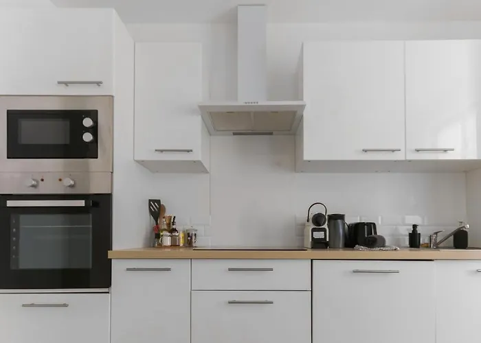 Апартаменты Le Dacher - Calme Et Lumineux En Centre