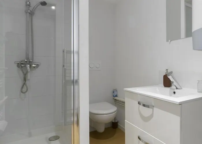 Le Dacher - Calme Et Lumineux En Centre *